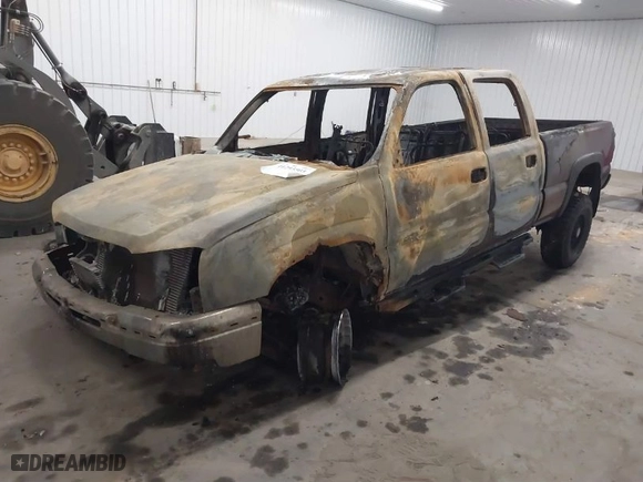 2003 Chevrolet Silverado 2500HD LS with VIN 1GCHK23143F122617, listed as a IAAI auction lot 41293503 with 1 mi miles. Bid and sale history available at carsss.com. Image 2.