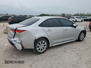 2021 Toyota Corolla LE with VIN 5YFEPMAE0MP162841, listed as a Copart auction lot 50731085 with 79,004 mi miles and Salvage Title. Bid and sale history available at DreamBid. Image 3.