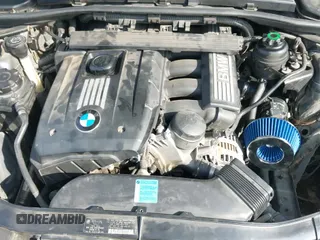 2007 BMW 3 Series 328xi с VIN WBAVC93547KX61344, выставлен на аукционе IAAI как лот 42751099 с пробегом 232 538 миль миль и . История ставок и продаж доступна на DreamBid. Изображение 14.