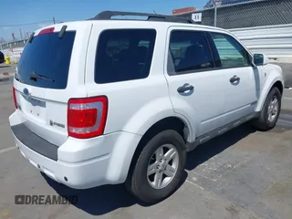 2008 Ford Escape Hybrid с VIN 1FMCU59H78KB16184, выставлен на аукционе IAAI как лот 42158012 с пробегом 193 183 миль миль и . История ставок и продаж доступна на DreamBid. Изображение 4.