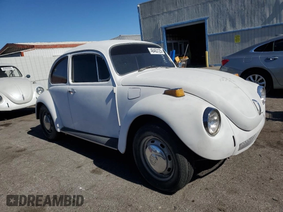 1971 Volkswagen Beetle with VIN 1112647256, listed as a Copart auction lot 46463125 with 90,558 mi miles and Clean Title. Bid and sale history available at DreamBid. Image 4.
