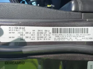 2019 Dodge Durango GT z VIN 1C4RDJDG5KC651411, wystawiony jako IAAI lot #42056540 z przebiegiem 193 042 mil mil oraz . Historia ofert i sprzedaży dostępna na DreamBid. Obrazek 9.