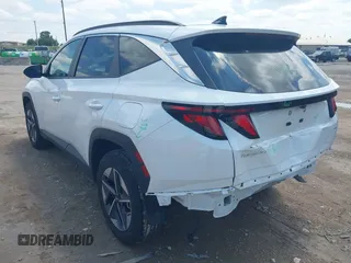 2025 Hyundai Tucson SEL with VIN 5NMJBCDE7SH496648, listed as a IAAI auction lot 42204406 with 7,602 mi miles and . Bid and sale history available at carsss.com. Image 3.