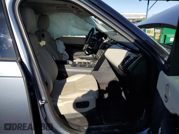 2019 Land Rover Discovery SE with VIN SALRG2RV9K2409109, listed as a Copart auction lot 71847194 with 50,347 mi miles and Salvage Title. Bid and sale history available at carsss.com. Image 7.