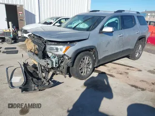 2019 GMC Acadia SLE z VIN 1GKKNLLS0KZ123275, wystawiony jako IAAI lot #41631513 z przebiegiem 139 065 mil mil oraz . Historia ofert i sprzedaży dostępna na DreamBid. Obrazek 17.