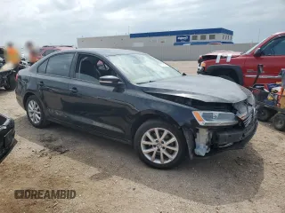 2011 Volkswagen Jetta SE with VIN 3VWDX7AJ3BM021189, listed as a Copart auction lot 61505625 with 132,672 mi miles and Salvage title. Bid and sale history available at DreamBid. Image 4.