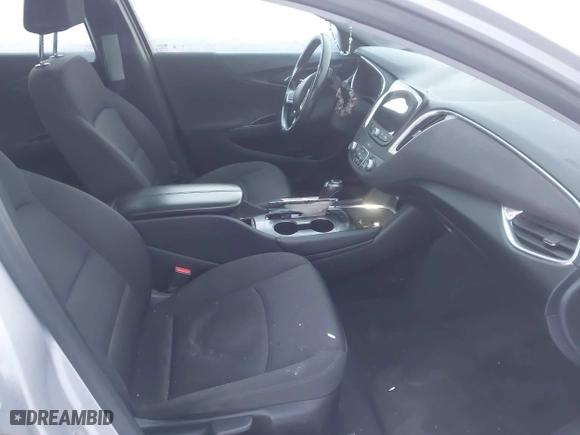 2018 Chevrolet Malibu LT with VIN 1G1ZD5ST4JF230650, listed as a IAAI auction lot 41265056 with 1 mi miles. Bid and sale history available at carsss.com. Image 5.