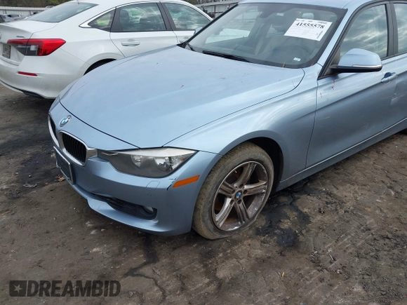 2015 BMW 3 Series 328i xDrive with VIN WBA3B5C56FF961927, listed as a IAAI auction lot 41555578 with 118,730 mi miles and . Bid and sale history available at DreamBid. Image 6.