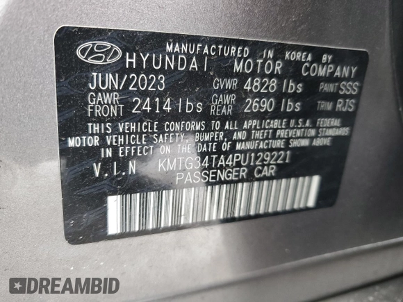 2023 Genesis G70 2.0T z VIN KMTG34TA4PU129221, wystawiony jako Copart lot #44924335 z przebiegiem 32 744 mil mil oraz Czysty tytuł • Clean title. Historia ofert i sprzedaży dostępna na DreamBid. Obrazek 12.