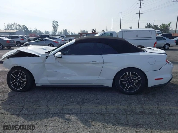 2020 Ford Mustang EcoBoost with VIN 1FATP8UH0L5134222, listed as a IAAI auction lot 41477417 with 40,698 mi miles. Bid and sale history available at carsss.com. Image 14.