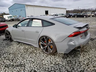 2021 Audi RS 7 z VIN WUAPCBF26MN906501, wystawiony jako Copart lot #37039103 z przebiegiem Nie podano mil oraz . Historia ofert i sprzedaży dostępna na DreamBid. Obrazek 2.
