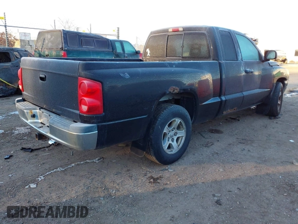 2005 Dodge Dakota SLT with VIN 1D7HW42N95S315558, listed as a IAAI auction lot 41210145 with 207,115 mi miles and . Bid and sale history available at DreamBid. Image 4.