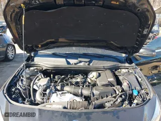 2015 Mercedes-Benz CLA-Class CLA 250 with VIN WDDSJ4GB9FN172842, listed as a IAAI auction lot 41651843 with 118,157 mi miles. Bid and sale history available at carsss.com. Image 10.