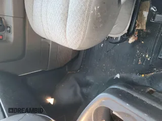 2015 Chevrolet Express Cargo с VIN 1GCWGFCF2F1163339, выставлен на аукционе IAAI как лот 42854317 с пробегом 179 463 миль миль и . История ставок и продаж доступна на DreamBid. Изображение 5.