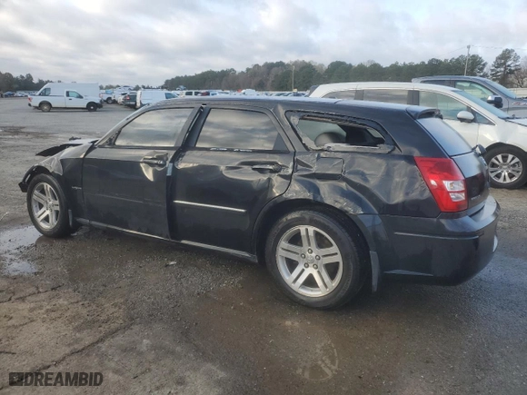 2007 Dodge Magnum R/T with VIN 2D4GV57227H882866, listed as a Copart auction lot 48745375 with 152,126 mi miles and Salvage Title. Bid and sale history available at carsss.com. Image 2.
