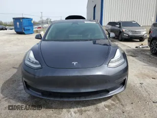 2022 Tesla Model 3 Long Range z VIN 5YJ3E1EB7NF238905, wystawiony jako Copart lot #53362045 z przebiegiem 52 002 mil mil oraz Szkoda całkowita • Salvage title. Historia ofert i sprzedaży dostępna na DreamBid. Obrazek 5.