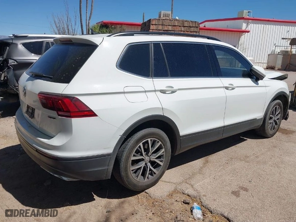 2019 Volkswagen Tiguan SE with VIN 3VV2B7AX1KM092616, listed as a IAAI auction lot 41868660 with 147,419 mi miles. Bid and sale history available at carsss.com. Image 4.