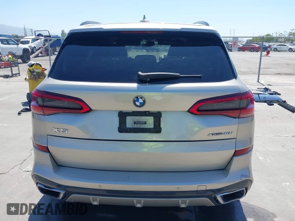 2019 BMW X5 xDrive40i z VIN 5UXCR6C54KLL62006, wystawiony jako IAAI lot #42149795 z przebiegiem 57 470 mil mil oraz . Historia ofert i sprzedaży dostępna na DreamBid. Obrazek 17.