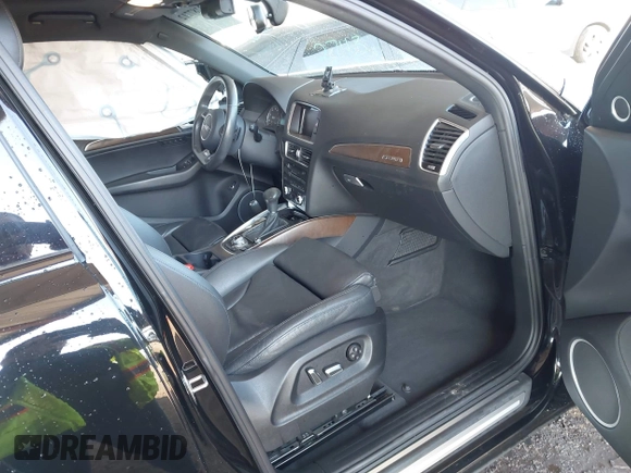 2015 Audi Q5 Premium Plus z VIN WA1DGAFP3FA121707, wystawiony jako IAAI lot #42287712 z przebiegiem 66 775 mil mil oraz . Historia ofert i sprzedaży dostępna na DreamBid. Obrazek 5.