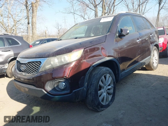 2011 Kia Sorento EX with VIN 5XYKU4A20BG153415, listed as a IAAI auction lot 41768219 with 185,732 mi miles. Bid and sale history available at carsss.com. Image 6.