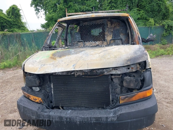 2004 Chevrolet Express Cargo with VIN 1GCGG29VX41203790, listed as a IAAI auction lot 42544137 with 95,779 mi miles and . Bid and sale history available at DreamBid. Image 6.