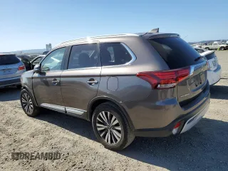 2020 Mitsubishi Outlander SE with VIN JA4AD3A37LZ046132, listed as a Copart auction lot 58826005 with 285,842 mi miles and Salvage title. Bid and sale history available at DreamBid. Image 2.