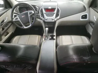 2010 GMC Terrain SLT-1 with VIN 2CTALFEW9A6404827, listed as a Copart auction lot 55200205 with 176,983 mi miles and Salvage title. Bid and sale history available at DreamBid. Image 8.