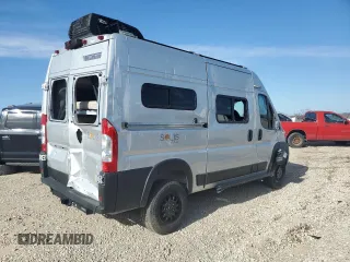 2021 Ram ProMaster Cargo with VIN 3C6LRVBG2ME584044, listed as a Copart auction lot 47633125 with 33,302 mi miles and Salvage Title. Bid and sale history available at carsss.com. Image 3.