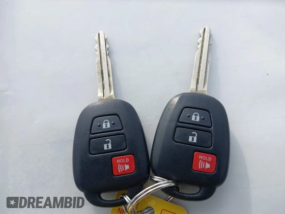 2018 Toyota Tacoma SR z VIN 5TFSX5EN0JX062612, wystawiony jako IAAI lot #41993211 z przebiegiem 92 586 mil mil oraz . Historia ofert i sprzedaży dostępna na DreamBid. Obrazek 11.