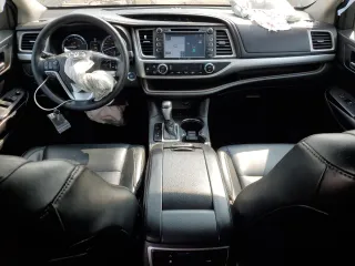 2016 Toyota Highlander with VIN 5TDJCRFH4GS020661, listed as a Copart auction lot 64035575 with 470,983 mi miles and Salvage title. Bid and sale history available at DreamBid. Image 8.