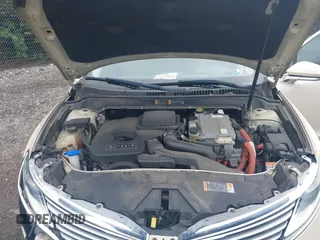 2014 Lincoln MKZ Hybrid with VIN 3LN6L2LU8ER813195, listed as a IAAI auction lot 42578644 with 153,893 mi miles and . Bid and sale history available at DreamBid. Image 10.