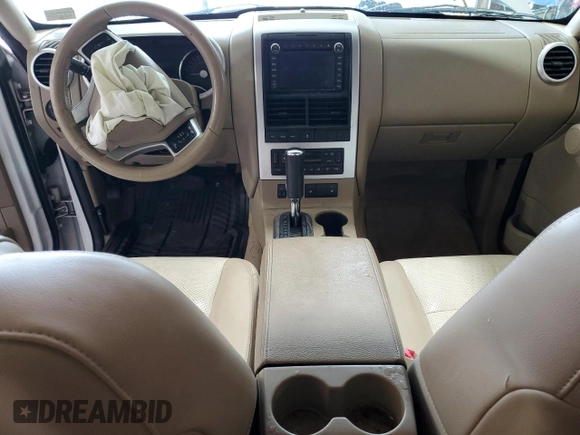 2010 Mercury Mountaineer Premier z VIN 4M2EN4JE1AUJ06924, wystawiony jako Copart lot #55436415 z przebiegiem Nie podano mil oraz Szkody całkowita. Historia ofert i sprzedaży dostępna na DreamBid. Obrazek 8.