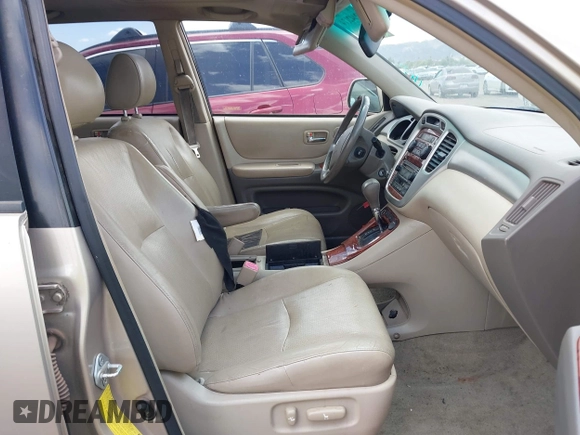 2007 Toyota Highlander Hybrid with VIN JTEGW21A570019035, listed as a IAAI auction lot 42042174 with 1 mi miles. Bid and sale history available at carsss.com. Image 5.