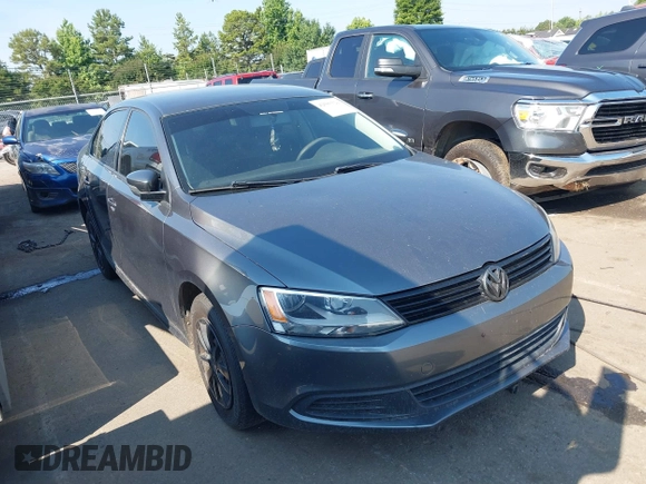 2014 Volkswagen Jetta S with VIN 3VW2K7AJ8EM231345, listed as a IAAI auction lot 42583321 with 129,988 mi miles and . Bid and sale history available at DreamBid. Image 1.