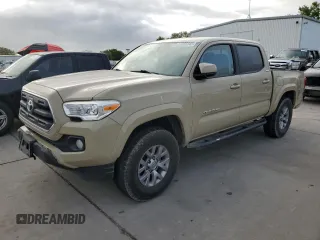2017 Toyota Tacoma SR5 z VIN 3TMAZ5CN6HM044432, wystawiony jako Copart lot #51085945 z przebiegiem 193 370 mil mil oraz Szkoda całkowita • Salvage title. Historia ofert i sprzedaży dostępna na DreamBid. Obrazek 1.