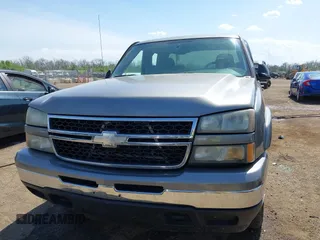 2006 Chevrolet Silverado 1500 LT3 with VIN 1GCEK19Z66Z230380, listed as a IAAI auction lot 42115251 with 169,072 mi miles and . Bid and sale history available at DreamBid. Image 12.
