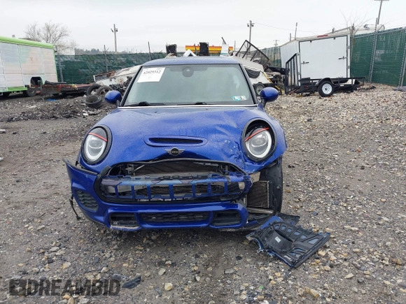 2019 MINI Hardtop John Cooper Works with VIN WMWXM9C5XK2H38801, listed as a IAAI auction lot 42029312 with 96,205 mi miles and . Bid and sale history available at DreamBid. Image 13.