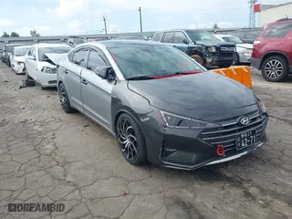 2020 Hyundai Elantra Value Edition with VIN 5NPD84LF5LH601655, listed as a IAAI auction lot 40469963 with 58,932 mi miles. Bid and sale history available at carsss.com. Image 1.