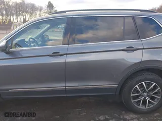 2020 Volkswagen Tiguan SE with VIN 3VV2B7AX8LM129274, listed as a IAAI auction lot 41214900 with 18,655 mi miles. Bid and sale history available at carsss.com. Image 14.