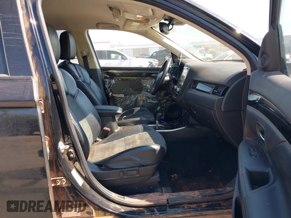 2020 Mitsubishi Outlander SE с VIN JA4AD3A30LZ022397, выставлен на аукционе IAAI как лот 42206829 с пробегом 107 709 миль миль и . История ставок и продаж доступна на DreamBid. Изображение 5.