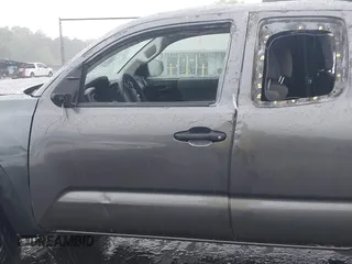 2021 Toyota Tacoma SR с VIN 3TYRX5GN8MT011370, выставлен на аукционе IAAI как лот 42235379 с пробегом 73 448 миль миль и . История ставок и продаж доступна на DreamBid. Изображение 6.
