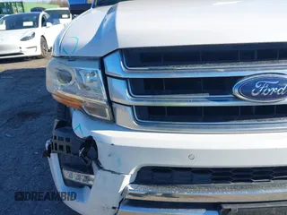 2015 Ford Expedition Platinum with VIN 1FMJU1MT9FEF34821, listed as a IAAI auction lot 41858834 with 61,796 mi miles and . Bid and sale history available at DreamBid. Image 18.