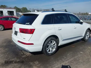 2017 Audi Q7 Premium Plus with VIN WA1LHAF71HD049724, listed as a IAAI auction lot 41405955 with 117,741 mi miles and . Bid and sale history available at DreamBid. Image 4.