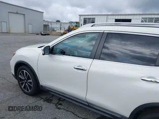 2017 Nissan Rogue SV with VIN 5N1AT2MV5HC812557, listed as a IAAI auction lot 42677622 with 64,686 mi miles and . Bid and sale history available at DreamBid. Image 14.