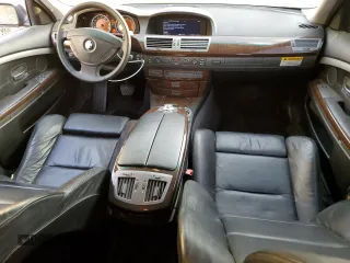 2003 BMW 7 Series 745i with VIN WBAGL63483DP65989, listed as a Copart auction lot 82057064 with 60,735 mi miles and Salvage title. Bid and sale history available at DreamBid. Image 8.