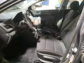 2018 Hyundai Accent SE z VIN 3KPC24A38JE013448, wystawiony jako Copart lot #57471355 z przebiegiem Nie podano mil oraz Szkoda całkowita • Salvage title. Historia ofert i sprzedaży dostępna na DreamBid. Obrazek 7.