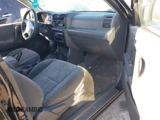 2000 Isuzu Rodeo z VIN 4S2DM58W8Y4348987, wystawiony jako IAAI lot #42024517 z przebiegiem 286 400 mil mil oraz . Historia ofert i sprzedaży dostępna na DreamBid. Obrazek 5.