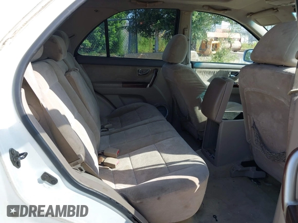 2006 Kia Sorento LX with VIN KNDJD733165595587, listed as a IAAI auction lot 40365177 with 206,234 mi miles and . Bid and sale history available at DreamBid. Image 8.