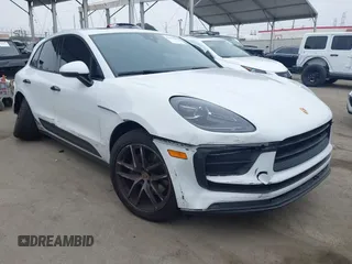 2022 Porsche Macan with VIN WP1AA2A58NLB06272, listed as a IAAI auction lot 42433562 with 38,477 mi miles and . Bid and sale history available at DreamBid. Image 1.