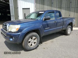 2008 Toyota Tacoma z VIN 5TEUU42N98Z499284, wystawiony jako Copart lot #61735435 z przebiegiem 72 446 mil mil oraz Czysty tytuł • Clean title. Historia ofert i sprzedaży dostępna na DreamBid. Obrazek 1.